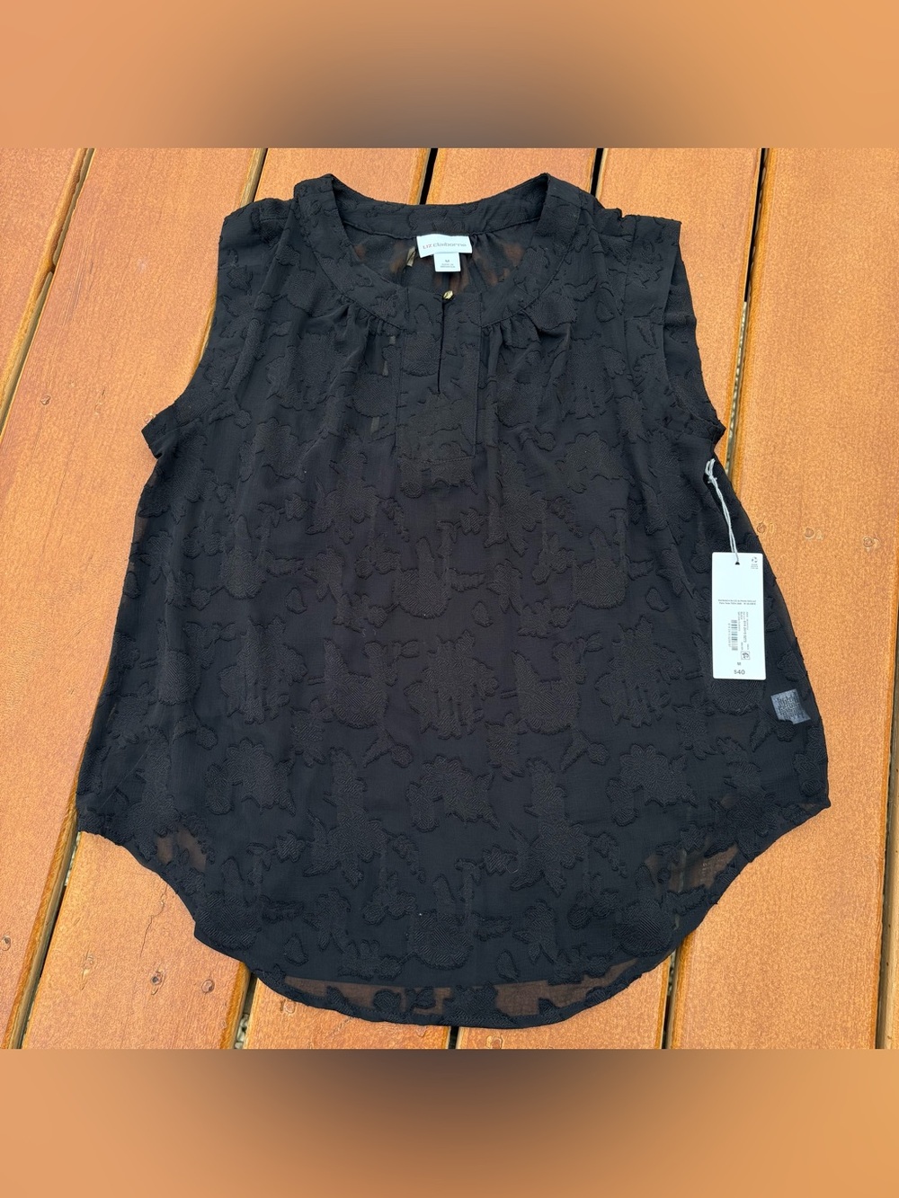 Liz Claiborne Black Sleeveless Lace-Textured Top